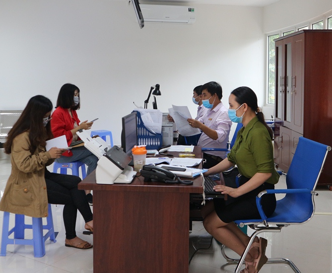 Triển khai các biện pháp trong phòng, chống dịch bệnh COVID-19 tại Trung tâm Phục vụ hành chính công tỉnh